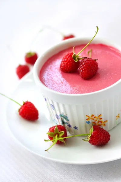 Raspberry dessert with cream cheese — Stock Photo, Image