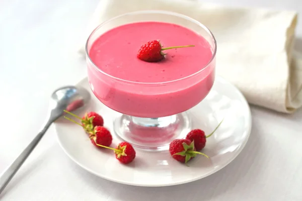 Raspberry dessert with cream cheese — Stock Photo, Image
