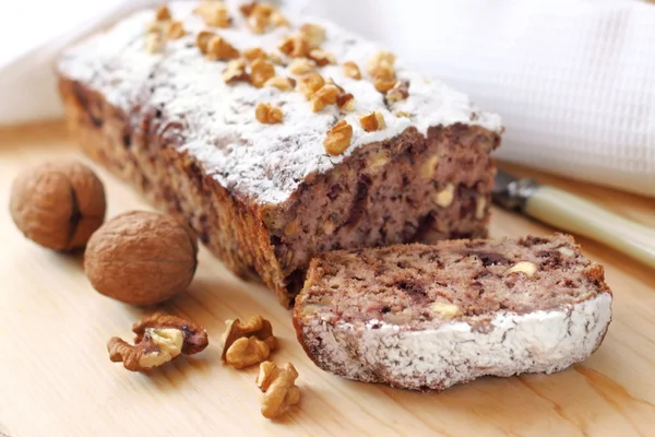 Banán torta dió, étcsokoládé호두와 다크 초콜릿 바나나 케이크 — Stock Fotó