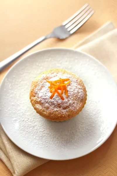 Muffin de queijo cottage com raspas de laranja Imagens De Bancos De Imagens