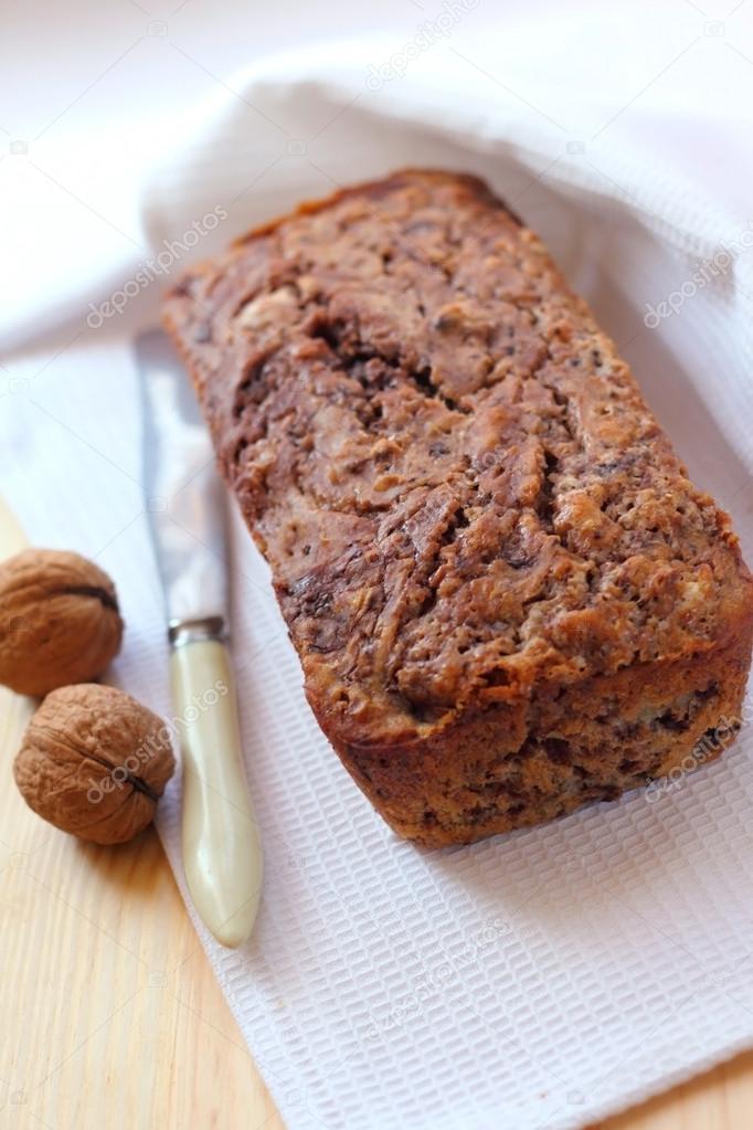 Banana cake with walnuts and dark chocolate