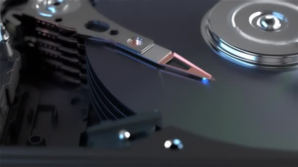 Menulis data ke hard drive. Buka hard drive, mekanisme internal. Close-up. Perender 3D. — Stok Video