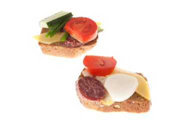 sebze ve sucuk ekmek