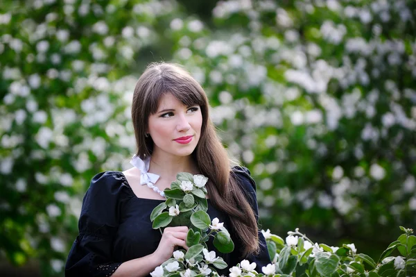 Menina na natureza — Fotografia de Stock