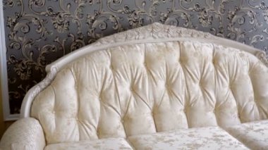 otel içinde güzel parlak iç