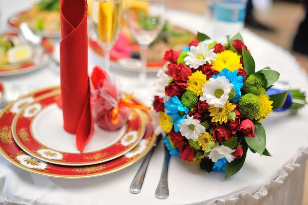 Цветной свадебный букет — стоковое фото
