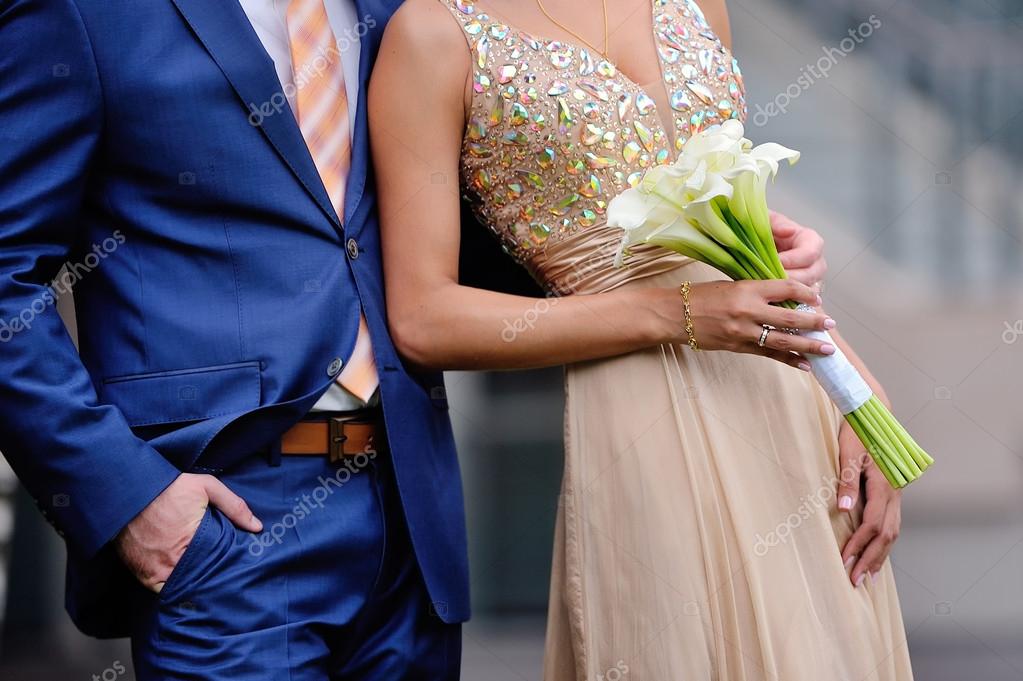 Formal dress couple de stock, imágenes de Formal dress sin royalties Depositphotos