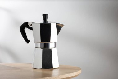 Moka pot espresso makinesi.