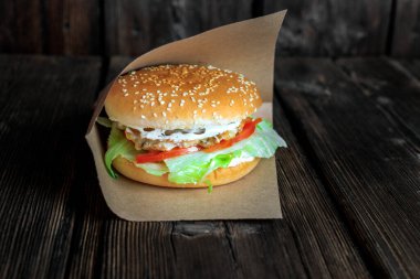 - Burger. Paket yemek. Fast food