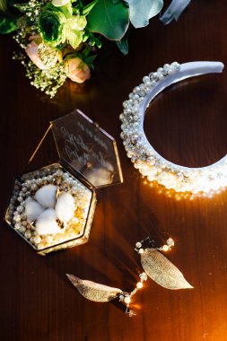 Düğün aksesuarları. Gelin aksesuarları. Düğün detayları.