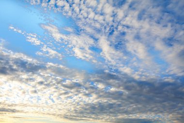 Kozmik atmosferdeki bulutlar. Stratosferdeki Bulutlar