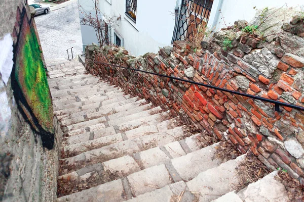 Escalera Muro Ladrillo Casco Antiguo Viejas Escaleras Piedra Ciudad — Foto de Stock