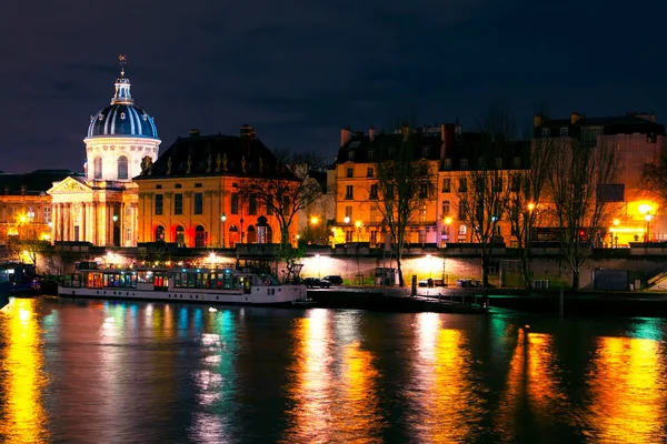 Освітлений Берег Річки Сена Парижі Інститут Франції Париж Вночі — стокове фото