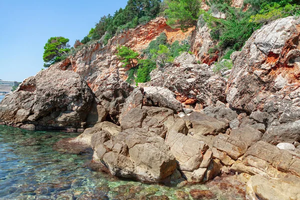 Rocas Costeras Agua Turquesa Paisaje Costa Rocosa — Foto de Stock