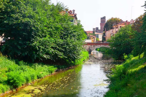 Vodní Kanál Padua Itálie Obloukový Most Italském Městě — Stock fotografie