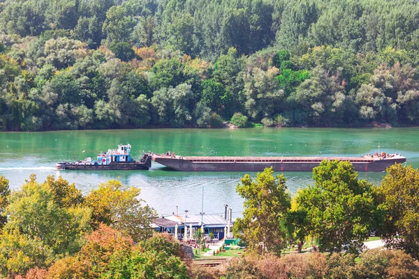 Lastfartyg Flod Godstransport Donau — Stockfoto