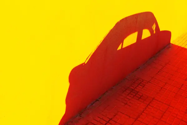 Duvardaki Araba Gölgesi Eski Otomobilin Tonu — Stok fotoğraf