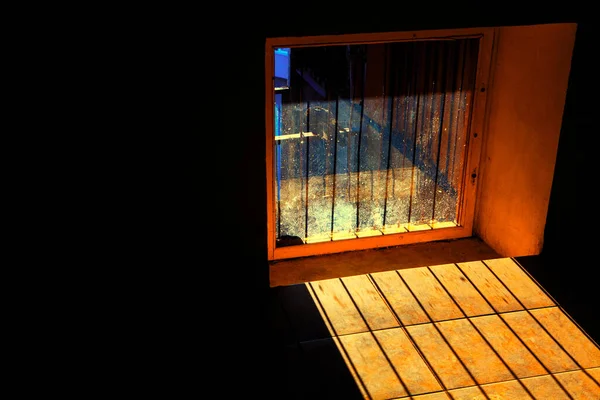 Prison Window Grates Window Wit Dirty Glass Sunlight Dark Room — Stok fotoğraf