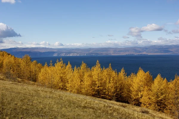 Amazing pandangan ke Danau Baikal, Rusia — Stok Foto