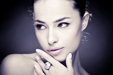 Baştan çıkarıcı görünüş