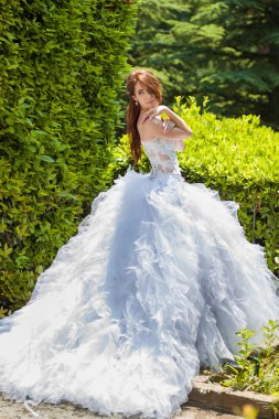 güzel esmer gelin portre yaz Park