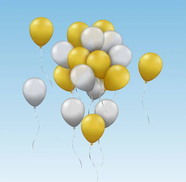 Grupo Realista Vectorial Globos Oro Plata Volando Cielo Azul — Vector de stock