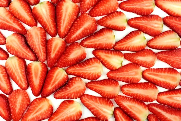Leckere Erdbeeren in Scheiben geschnitten — Stockfoto