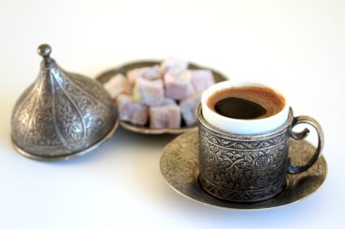 Türk kahvesi ve Türk lokumu