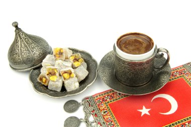 Türk kahvesi ve Türk lokumu