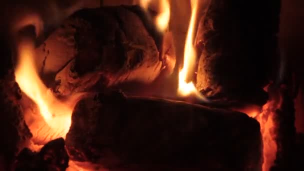 Fire. The ambiance is perfect for cafes and restaurants etc — Stock Video