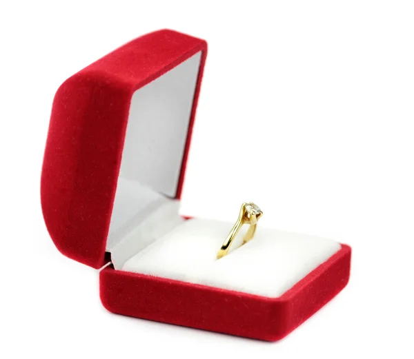 Anéis de casamento em uma caixa de presente — Fotografia de Stock