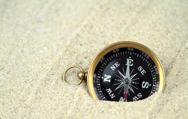 Old compass — Stock Photo, Image