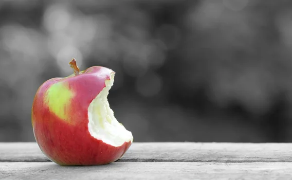 かまれたりんご ロイヤリティフリーのストック画像