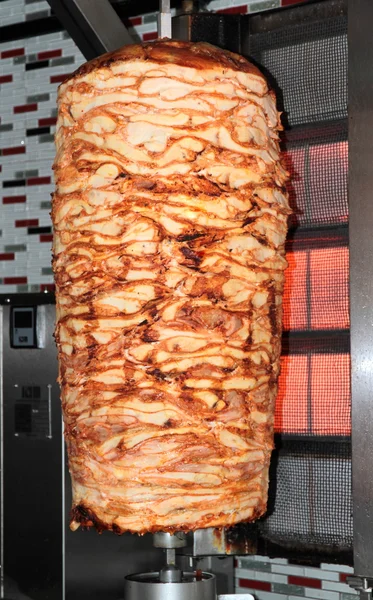 Turco delicioso c pollo doner kebab —  Fotos de Stock