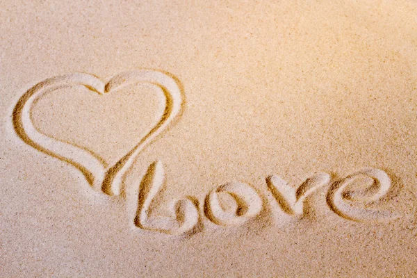 Heart in the sand — Stock Photo, Image