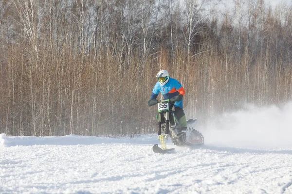 Novosibirsk Russia Lutego 2022 Mistrzostwa Rosyjskiej Federacji Motocykli Skuterze Śnieżnym — Zdjęcie stockowe