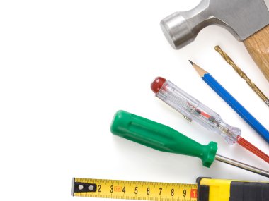 alet inşaat beyaz izole