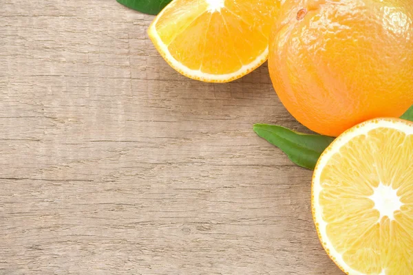 Orange slices fruit on white wood — Stock Photo, Image