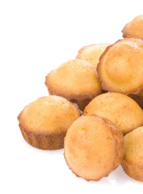 beyaz izole muffin kekler