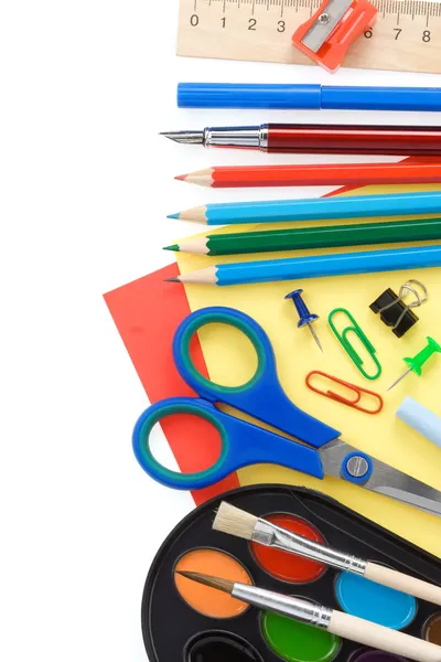 Volver a la escuela y materiales aislados en blanco —  Fotos de Stock