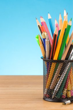 geri okul kavramı ve ofis malzemeleri için