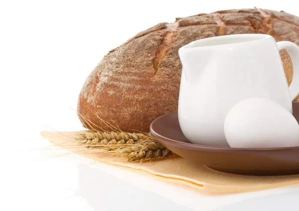 白を基調とした新鮮なパン — ストック写真