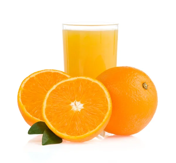 Pomerančový džus ve skle — Stock fotografie