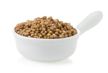 kişniş baharat beyaz izole