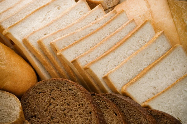 Διανομή ψημένου ψωμιού — Φωτογραφία Αρχείου