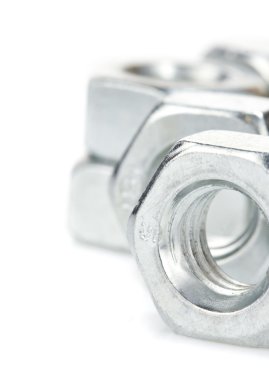 Beyaz arka plan üzerinde izole metal fındık aracı