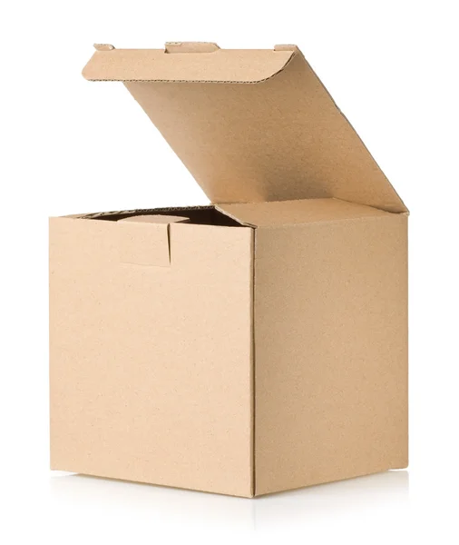 Kartonová krabička izolované na bílém pozadí — Stock fotografie