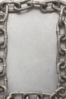 zincir çerçeve üzerinde metal doku