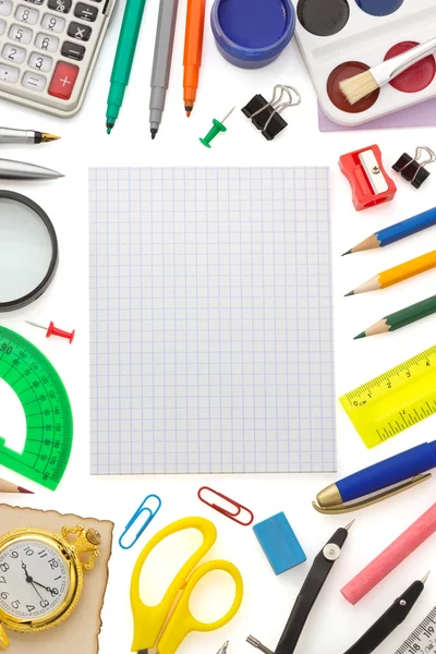 Quaderno e materiale scolastico — Foto Stock