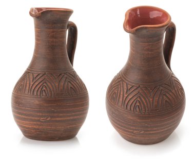 Beyaz seramik şarap sürahisi